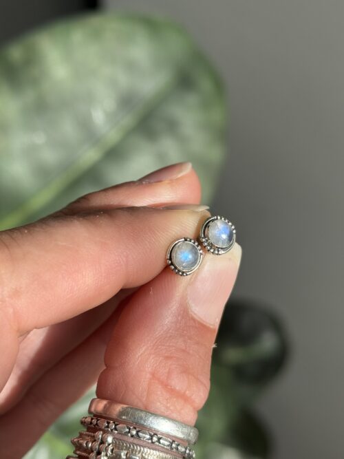 Orecchini a lobo in Labradorite bianca